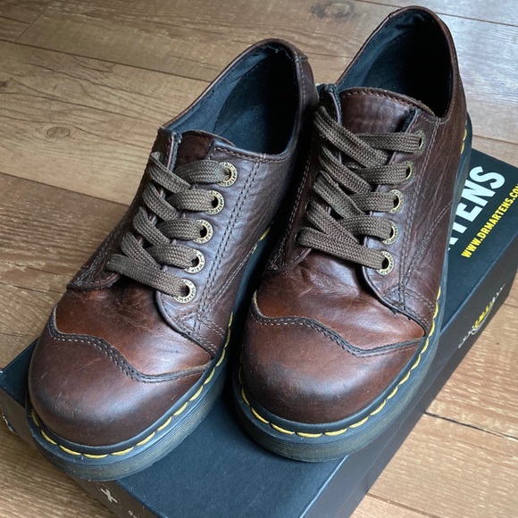 Dr. Martens brown leather Oxford shoes size 7 - Picture 2 of 13